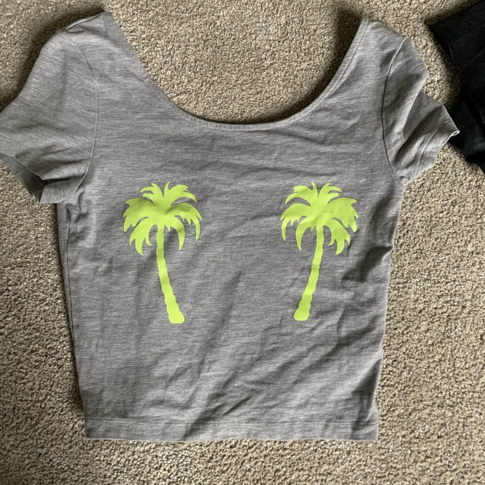 Crop top